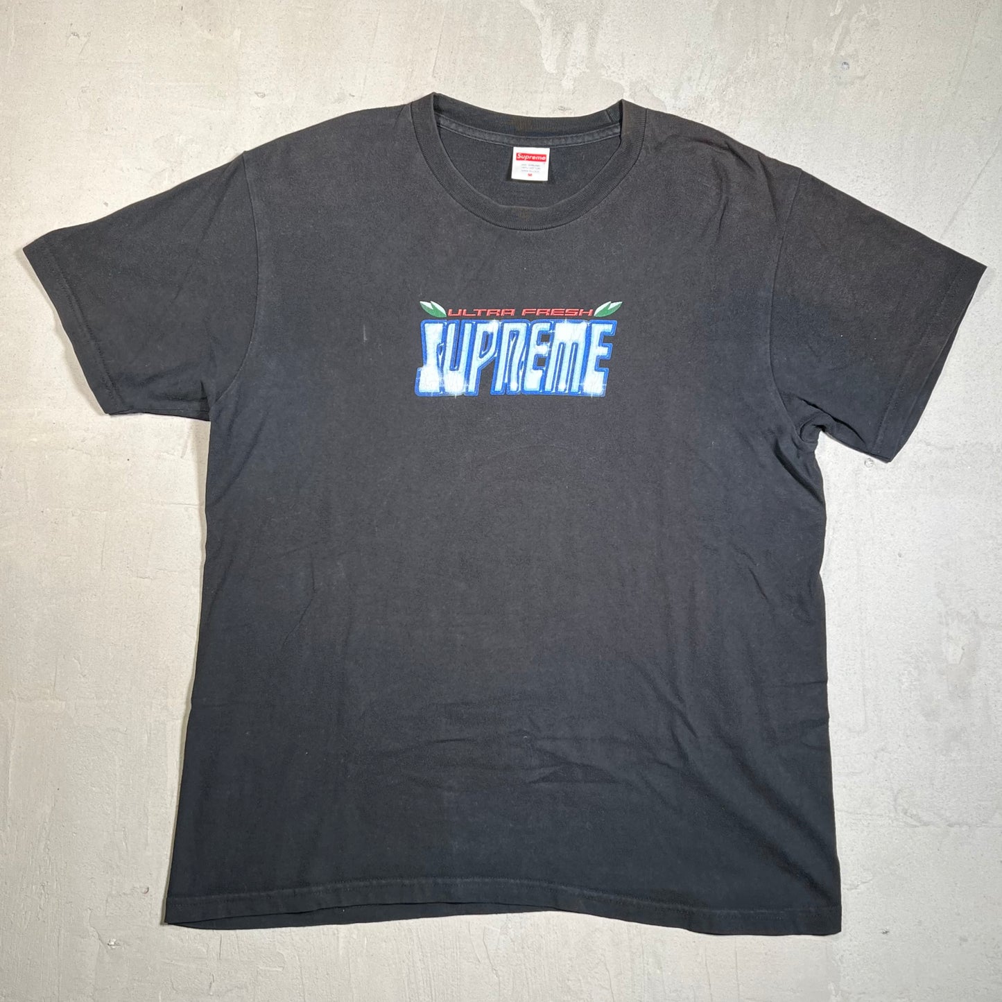 Supreme Ultra Fresh Black Tee (2020) Size Medium USED x17651