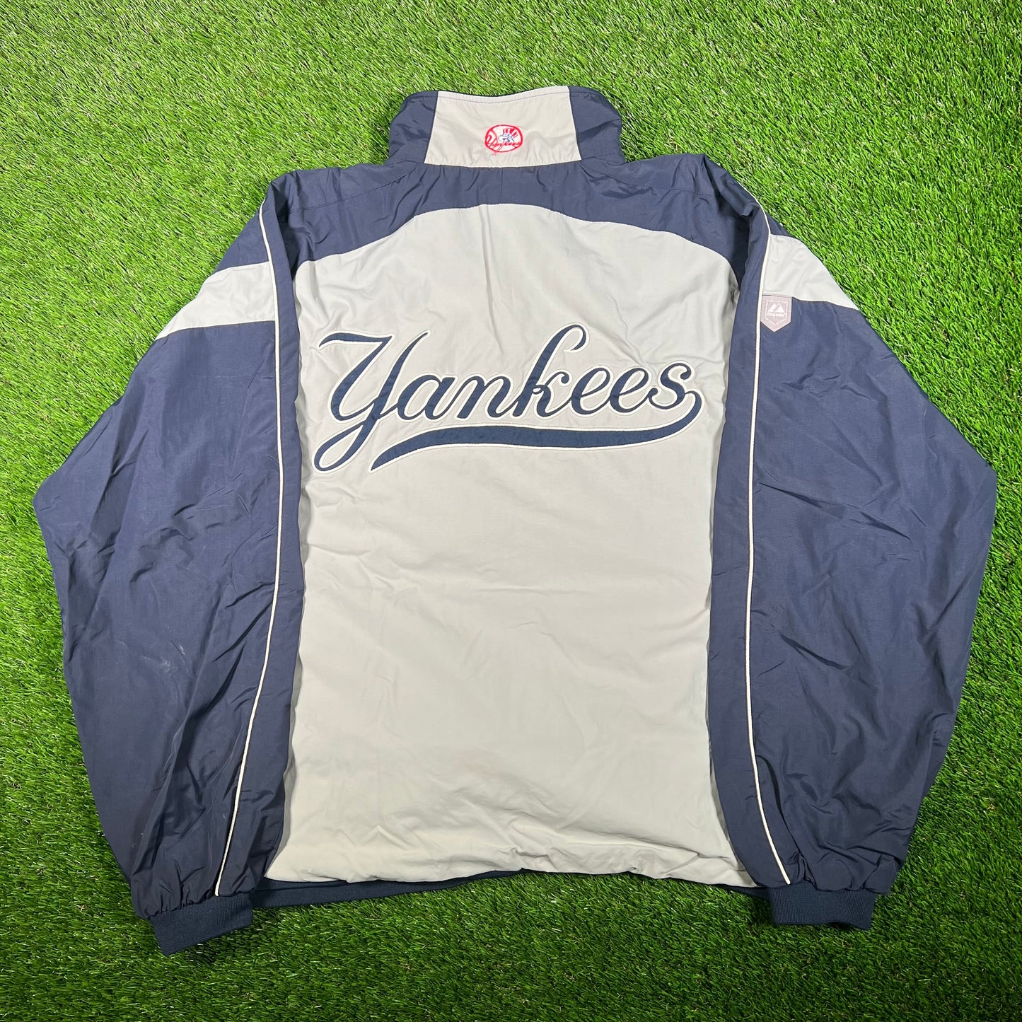 New York Yankees Majestic Team Jacket Size XL USED v17483