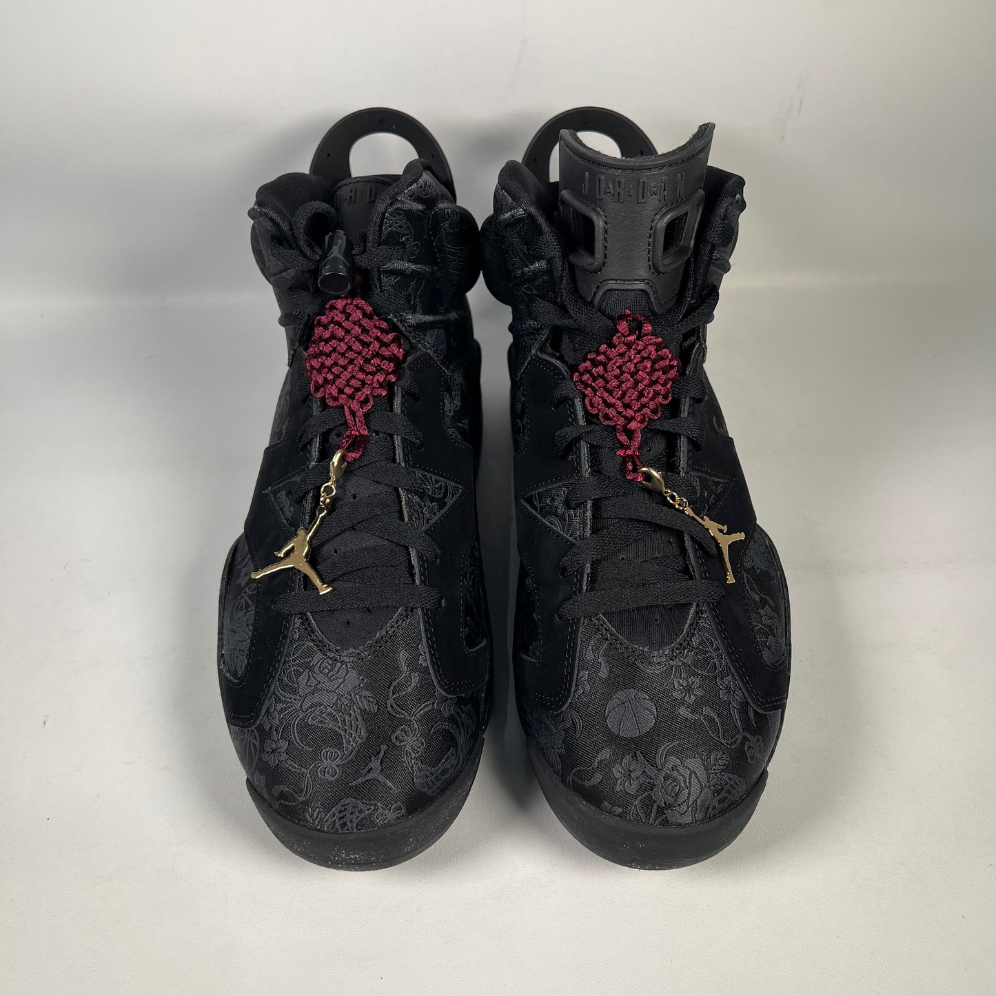 Jordan 6 SD Triple Black (2020) Size 10.5m / 12w NEW s20762