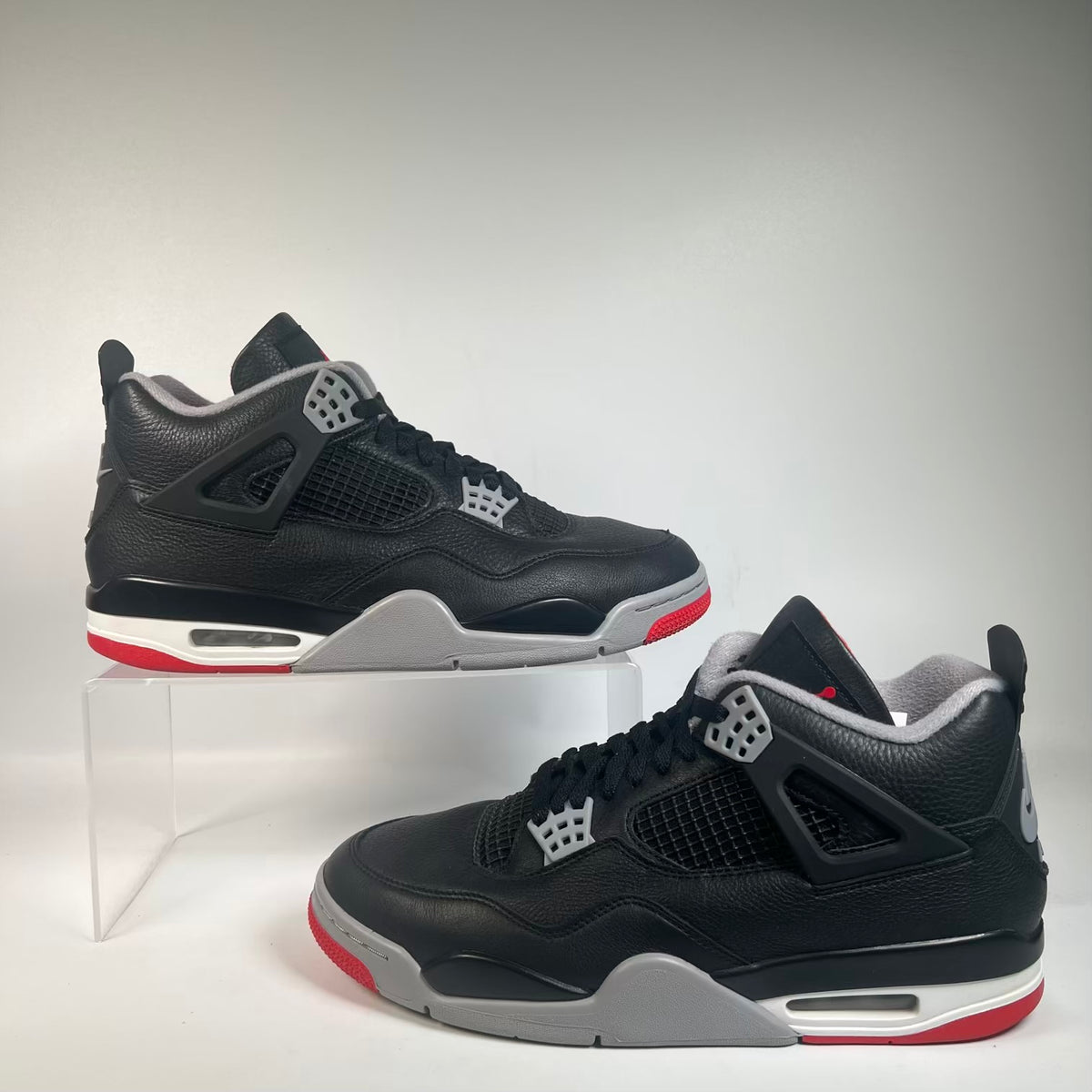 Jordan 4 Bred Reimagnied (2024) Size 11 USED s23666