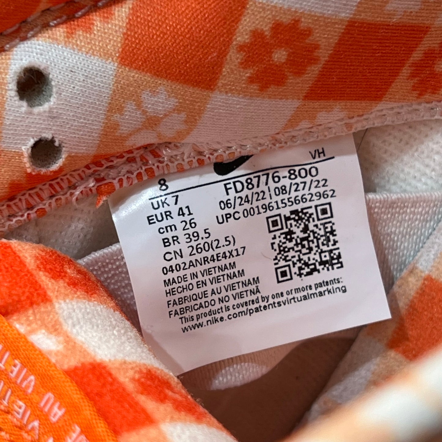 Nike SB Dunk Low Orange Lobster (2022) Size 8 USED s18836