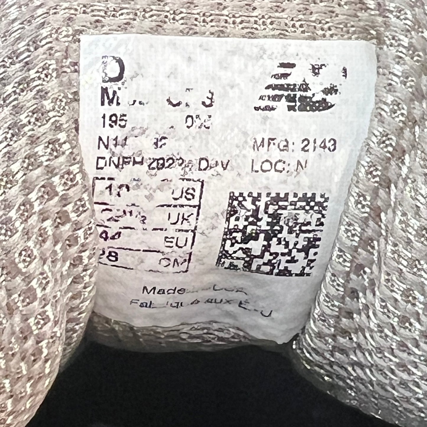 New balance 990v3 black green yellow Size 10 USED s12254