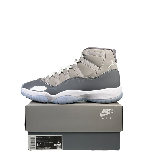Jordan 11 Cool Grey (2021) Size 8.5 USED s20695