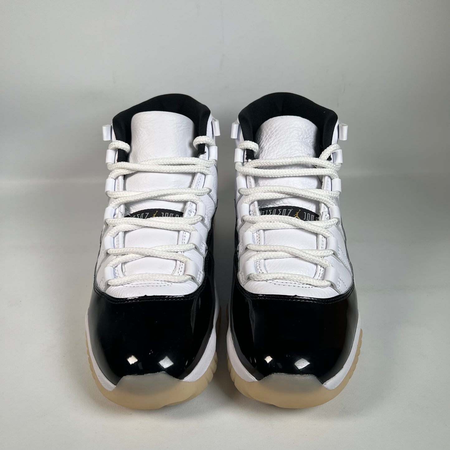 Jordan 11 DMP Gratitude (2023) Size 8.5 USED s22217