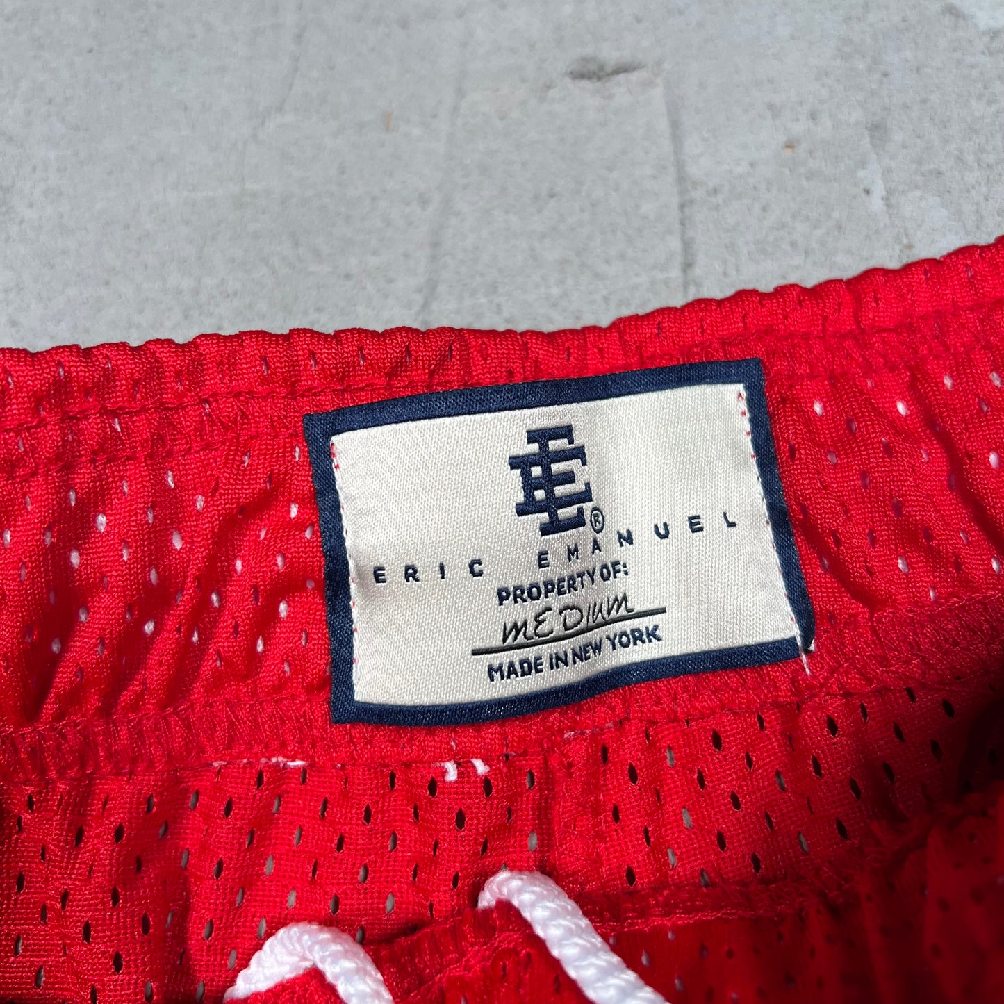 Eric Emanuel Red Leg Bone Shorts Size Medium USED x17405