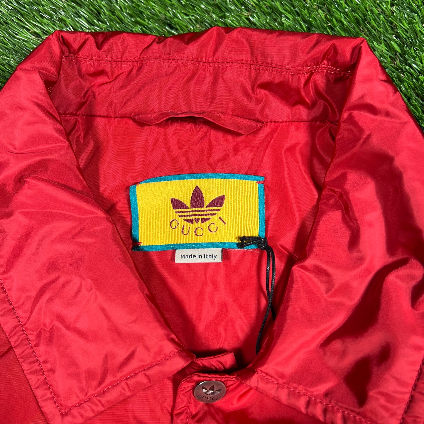 Adidas x Gucci Red Coaches Jacket Size 54 (XL) USED x14690