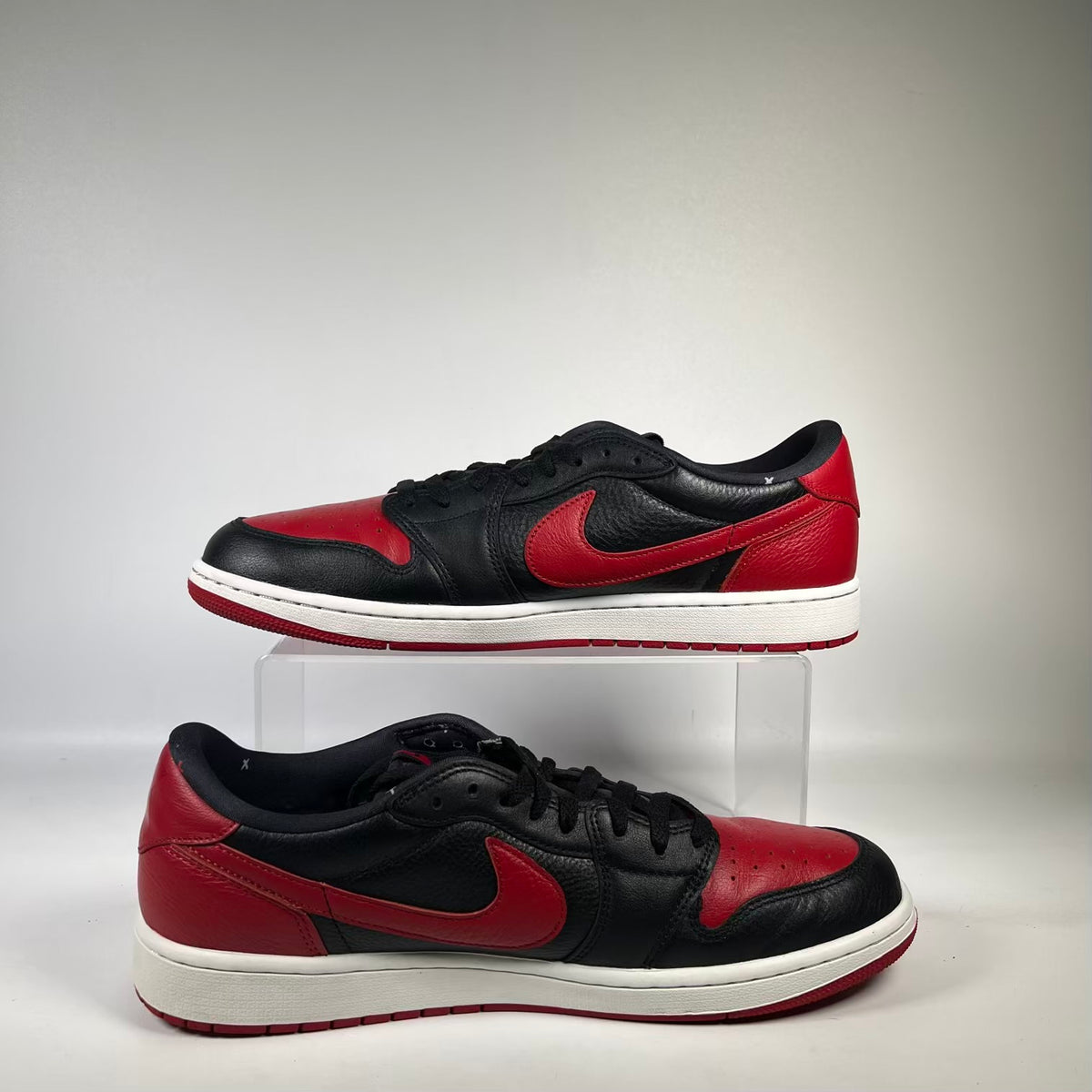 Jordan 1 Low Banned (2026) Size 13 USED s23697