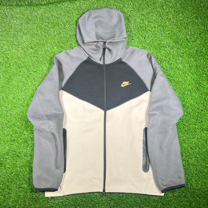 Nike Tech Grey/Black/White Zip Up Hoodie Size Large USED v17679