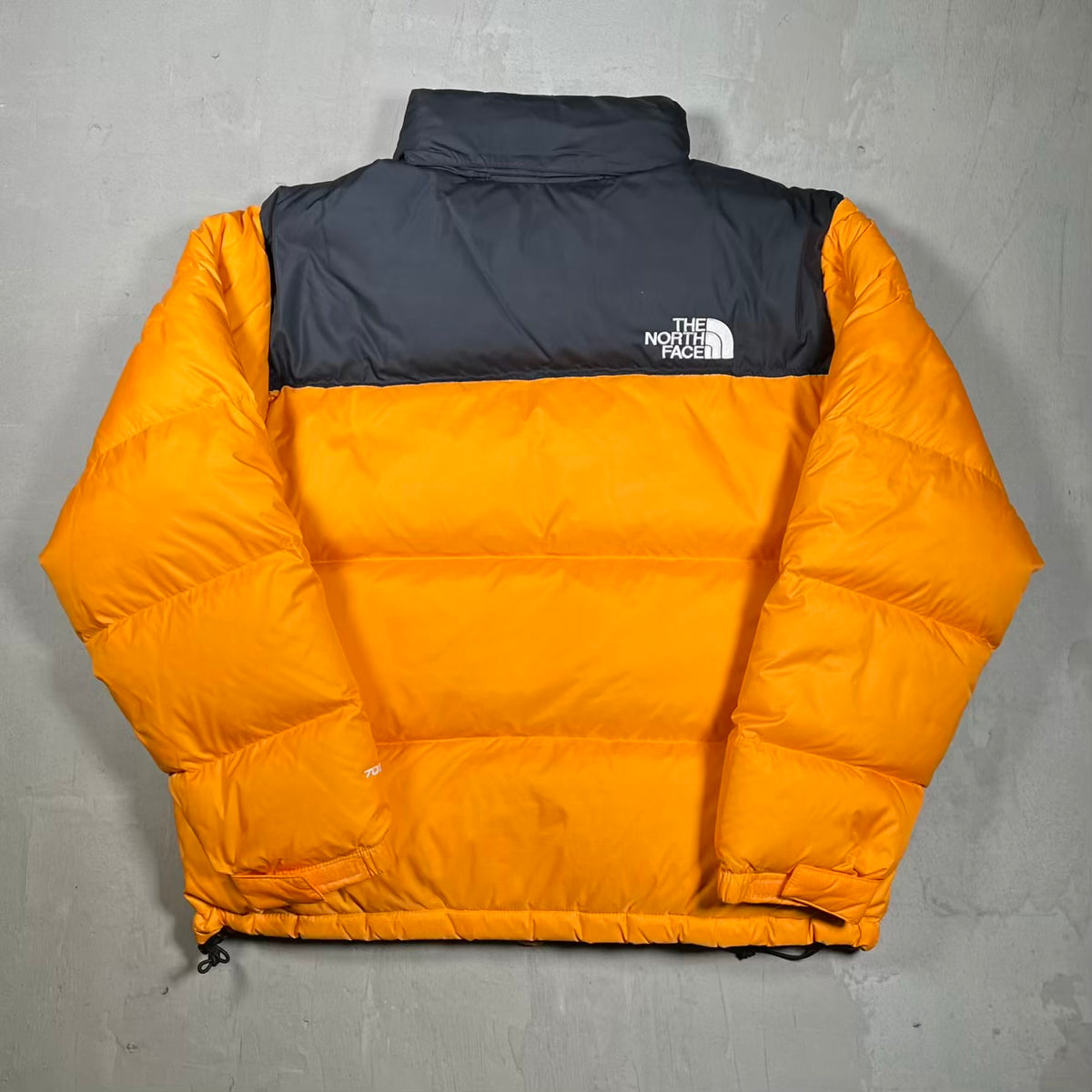 North Face Orange 700 Puffer Size Large USED v20263