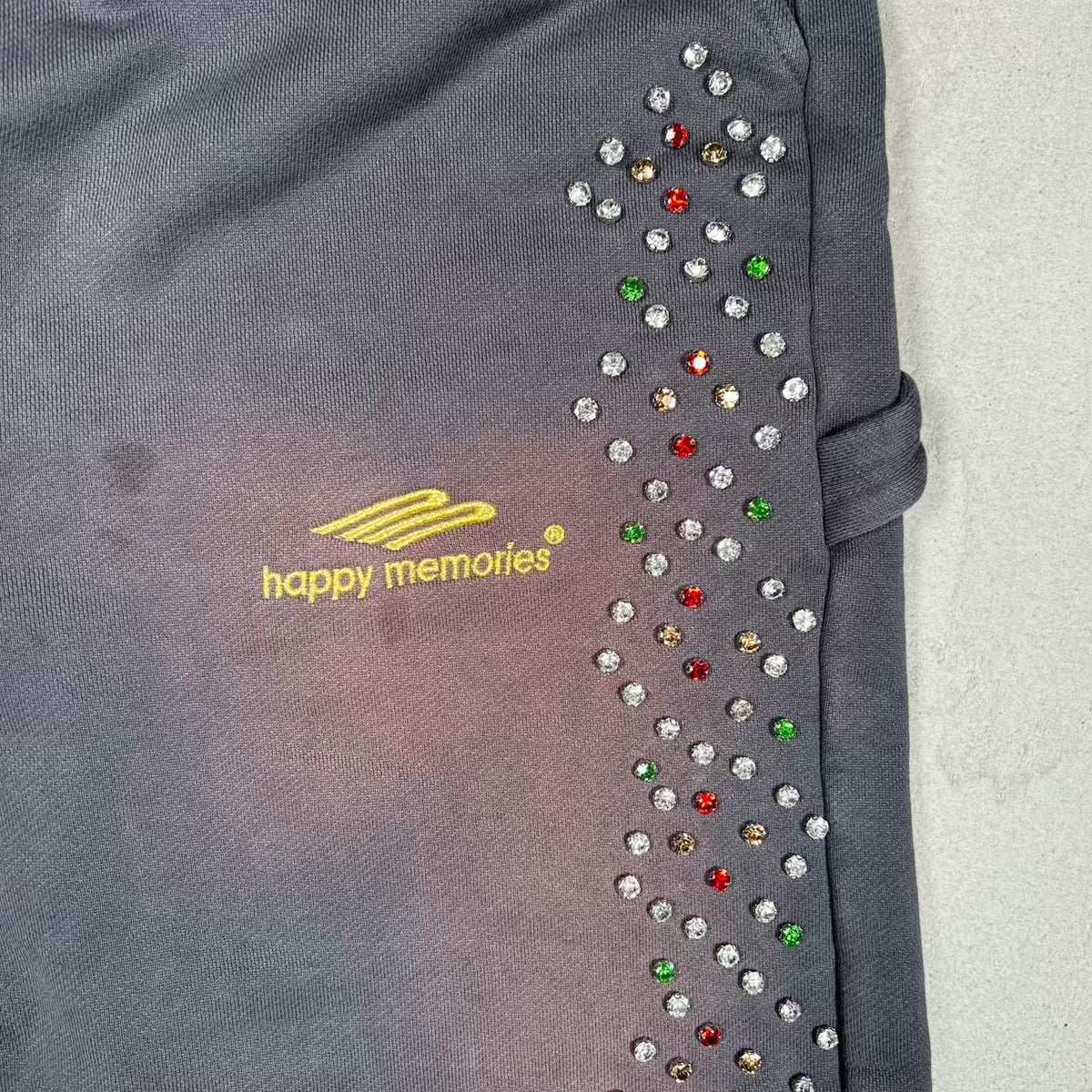 HMDD Rhinestone Crystal Washed Black Sweatpants Size Small USED x18954