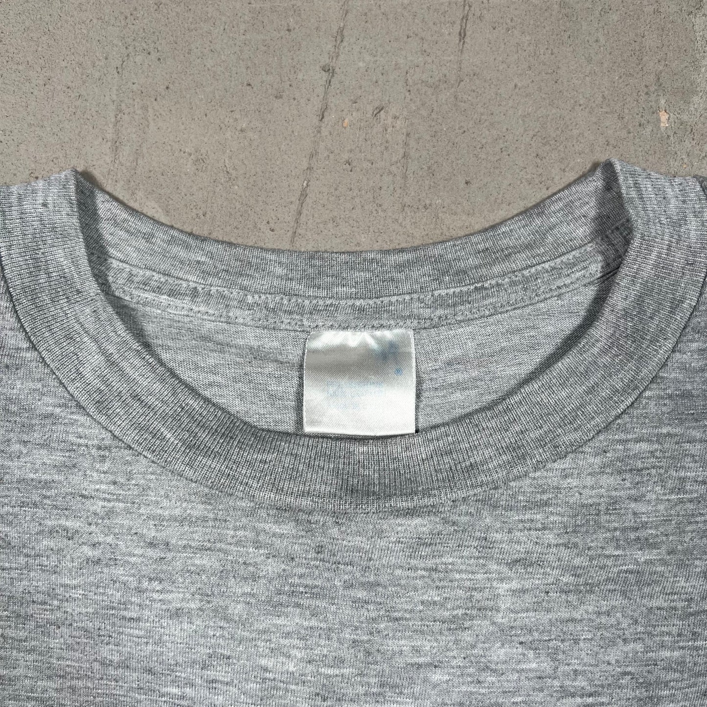 1999 Navy Ssur 'man On Fire Grey Tee Size XL USED x17122
