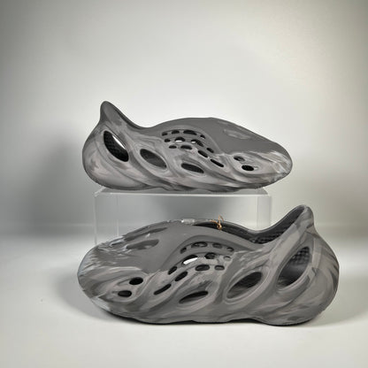 Adidas Yeezy Foam Runner MX Granite Size 11 NEW s16918