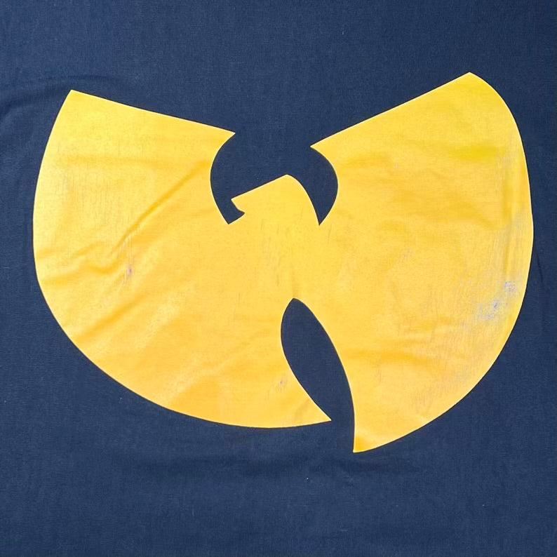 1990s Wu Tang Hip Hop Black Tee Size Large USED v4739