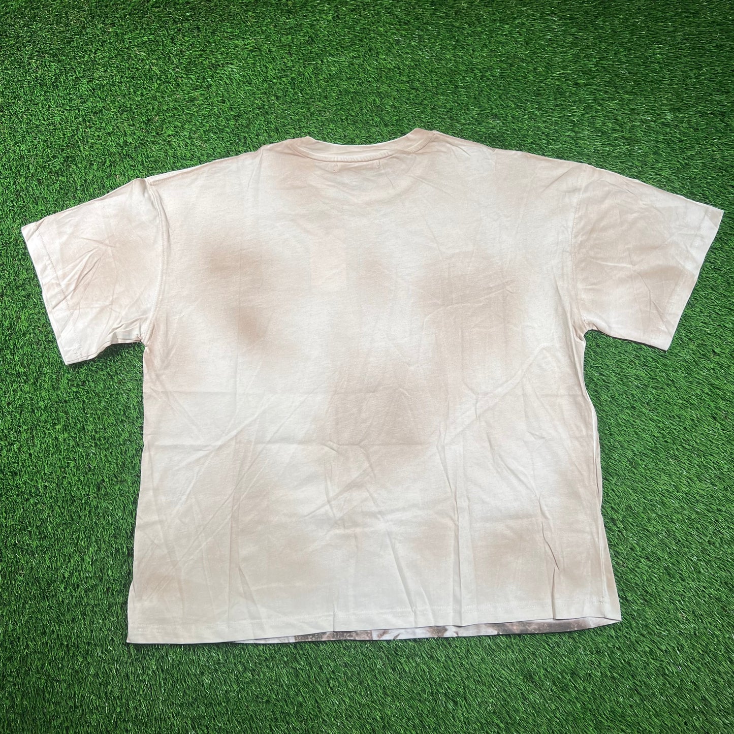 Vale "Valley Dreams" Beige Leaders Tee Size Large NEW x16573