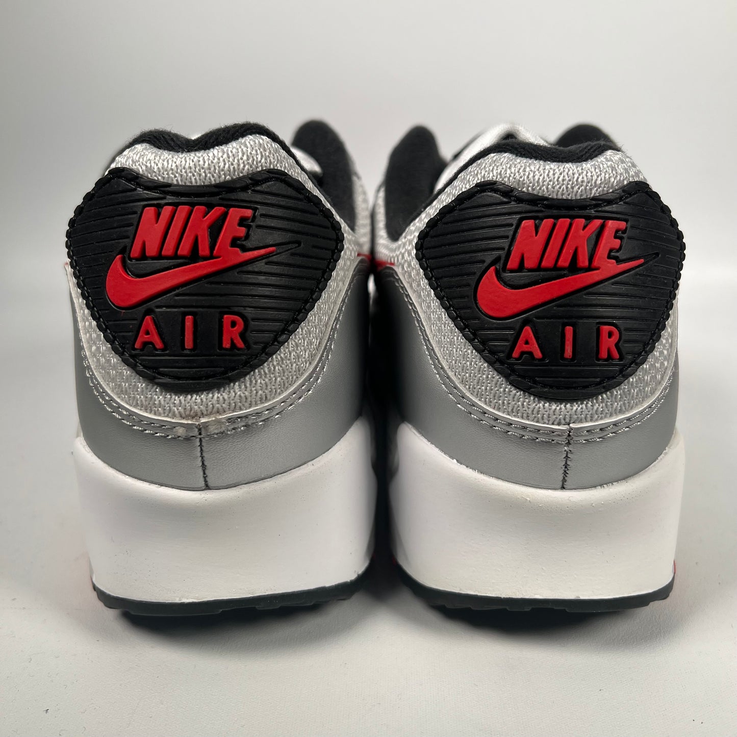 Nike Air Max 90 Icons Silver Bullet (2023) Size 10 New s19544
