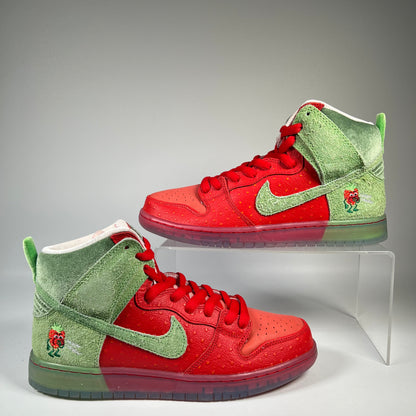 Nike SB Dunk High Strawberry Cough (2021) Size 9 NEW s19656