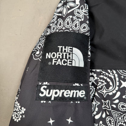 Supreme North Face Black Bandana Mountain Jacket (2014) Size Large USED x15382