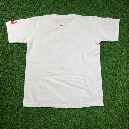 2000's Nike Lebron James White Tee Size Small USED v18343