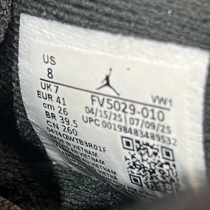 Jordan 4 Black Cat (2025) Size 8 USED s22362