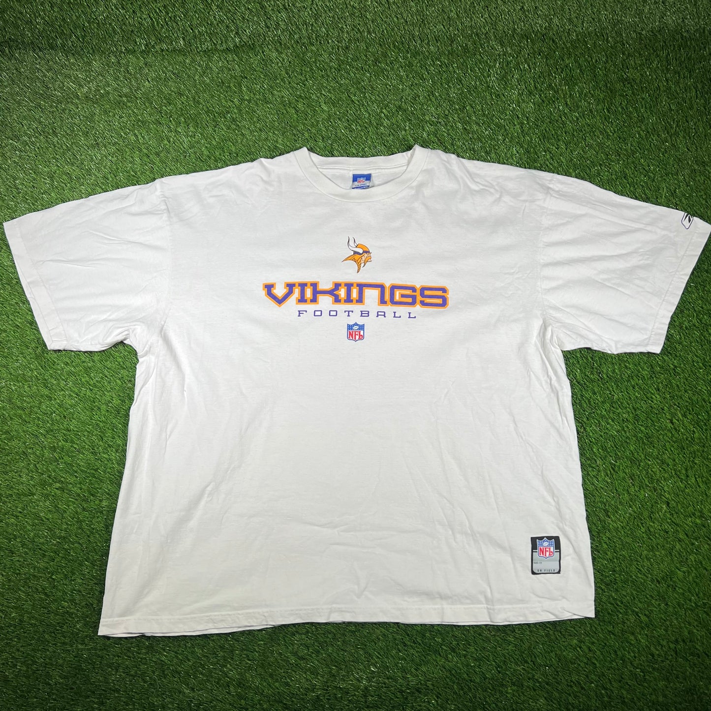2010s Vikings Football White Tee Size 3XL USED v16981