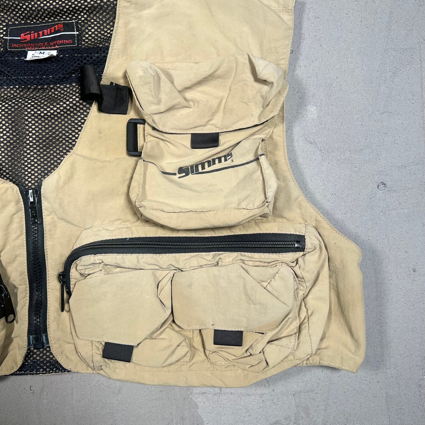 1990s Simms Fly Fishing Tan Cropped Vest Size Medium USED v19165