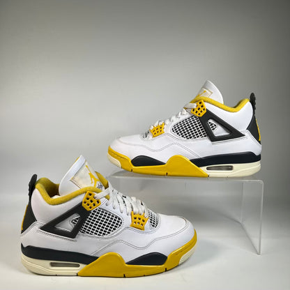 Jordan 4 Vivid Sulfur (2024) Size 7m / 8.5w USED s23504