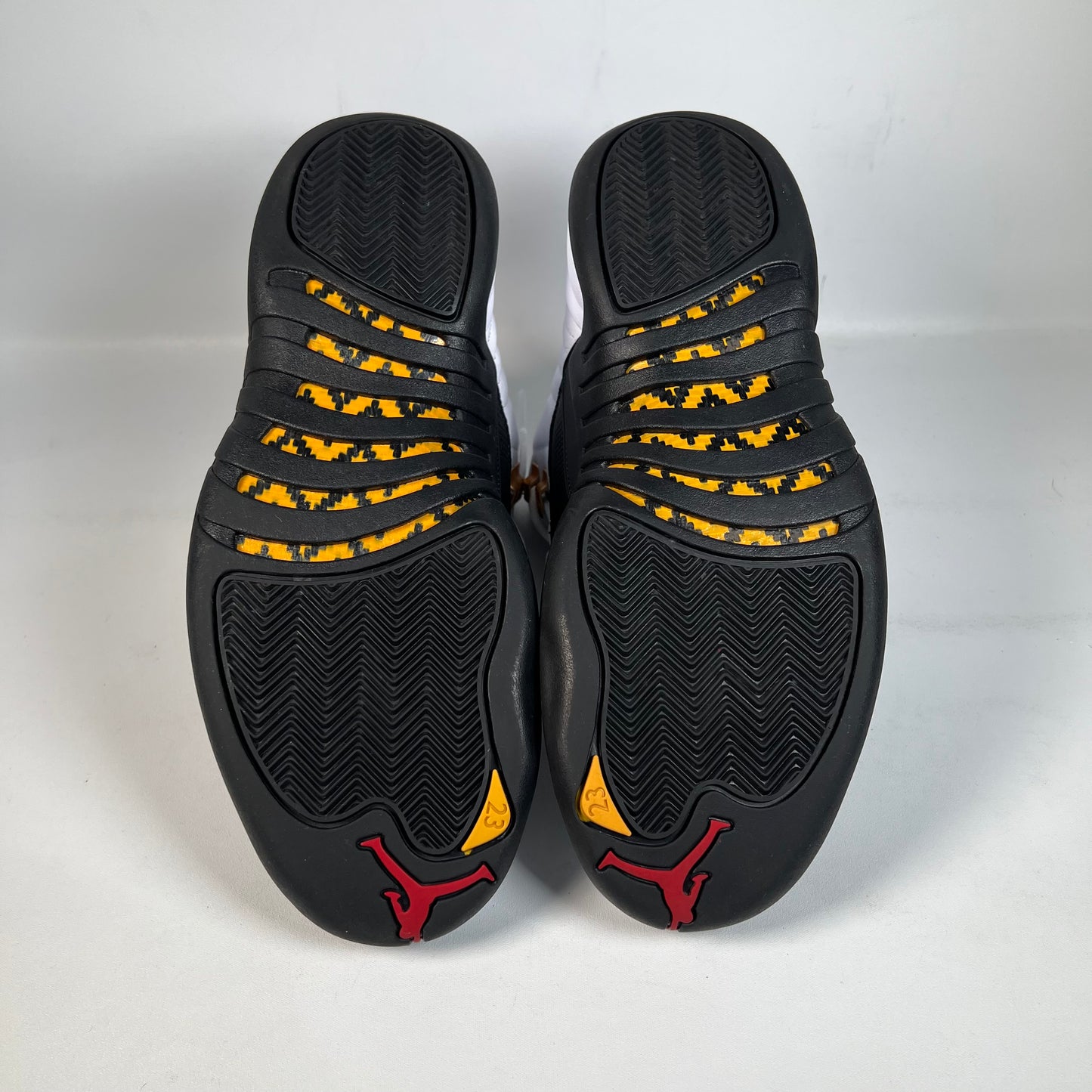 Jordan 12 Taxi (2025) Size 9 USED s22193