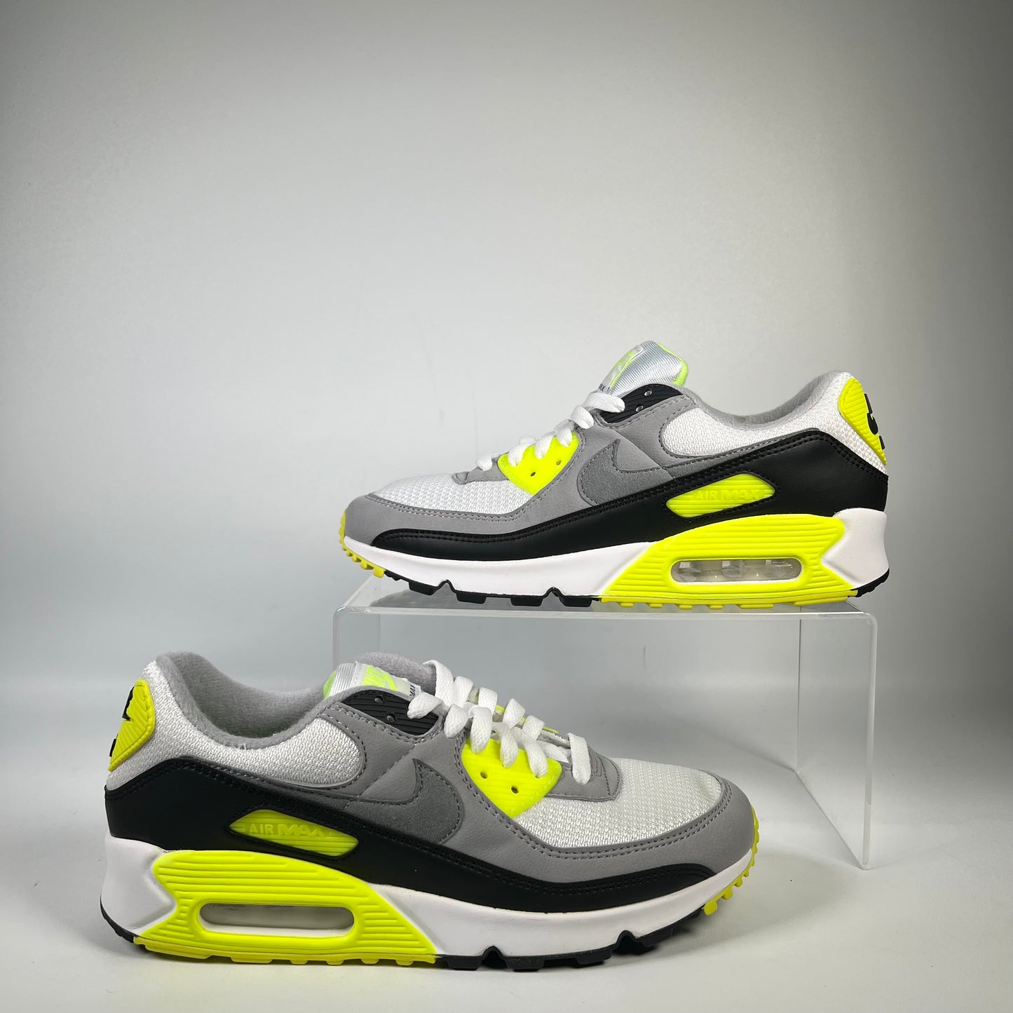 Nike Air Max 90 Volt (2020) Size 8.5 NEW s20801