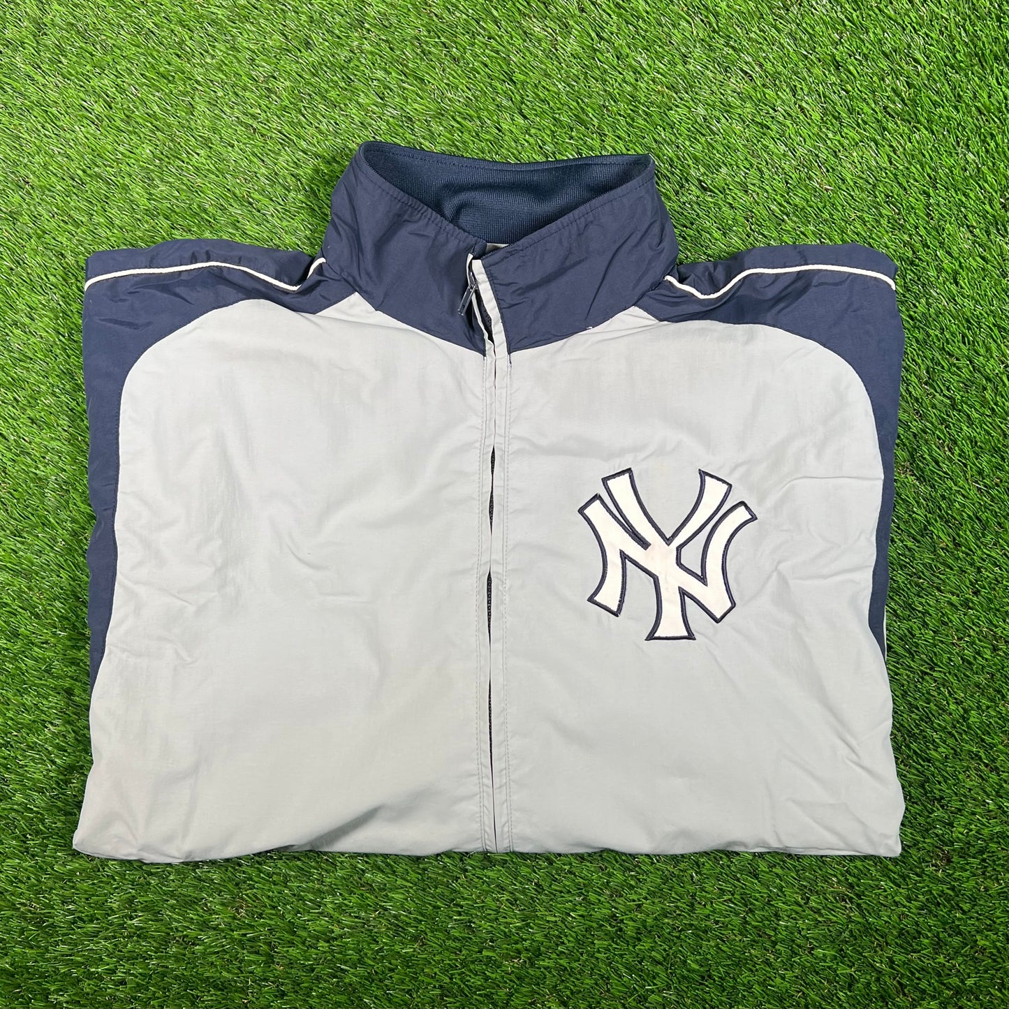 New York Yankees Majestic Team Jacket Size XL USED v17483