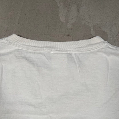 1990s Winnie the Pooh Cropped White Tee Size Large USED v18969
