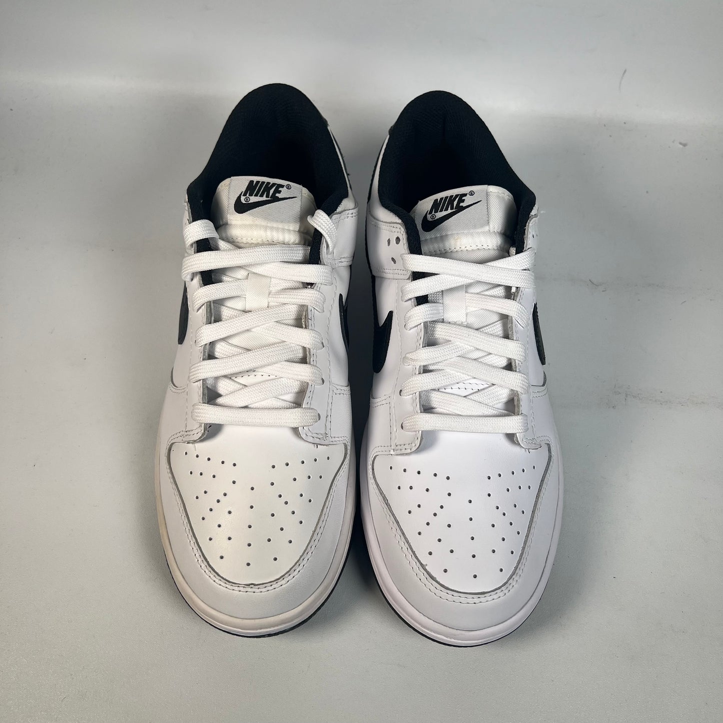 Nike Dunk Low White Black (2022) Size 8M/9.5W s22026