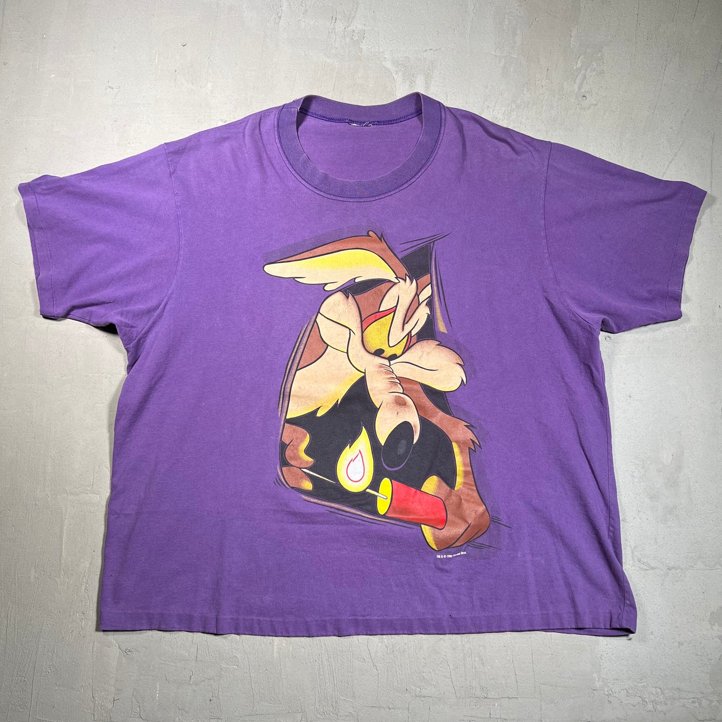1990s Wile E Coyote Purple Tee Size XL USED v19394