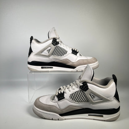 Jordan 4 Military Black (2022) Size 8.5 USED s17977