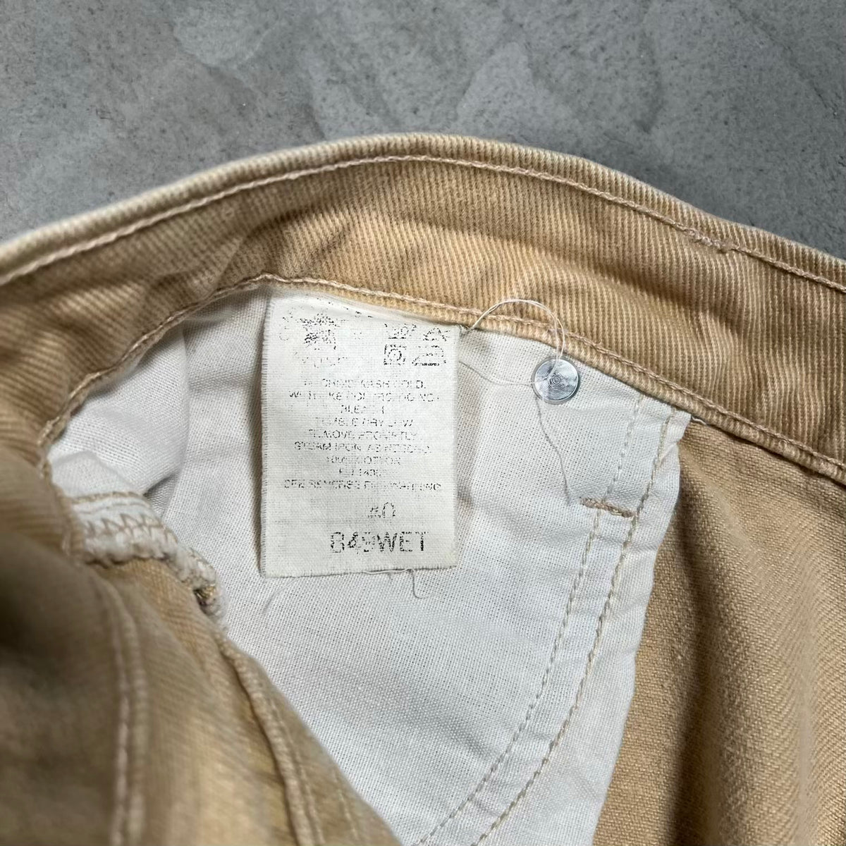 1980s Carhartt Tan Workwear Shorts Size 40 USED v20135