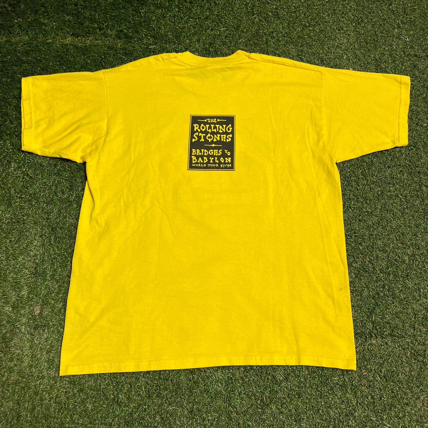 1998 Rolling Stones Bridges Babylon Tour Yellow Tee Size Large USED v16370