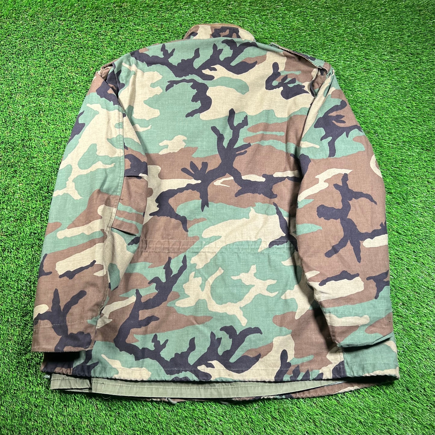 1990s Militray Woodland Camo Zip Up Jacket Size XL USED v18457