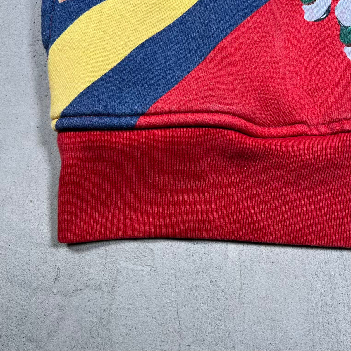 Polo Ralph Lauren Riding Horses Crest Red Hoodie Size Medium USED v20109