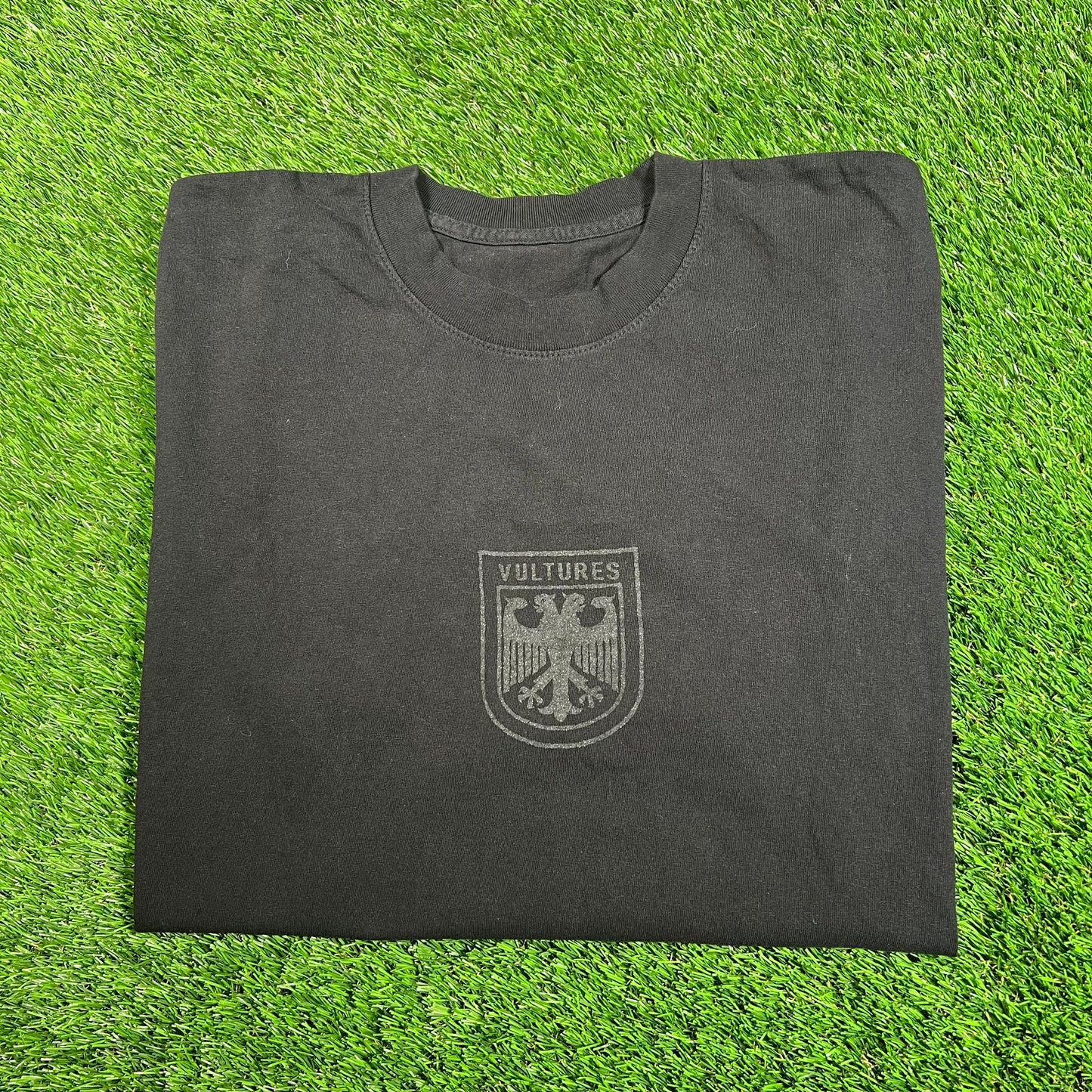 Kanye West Vultures 3M Crest Concert Black Tee Size XL USED x16122
