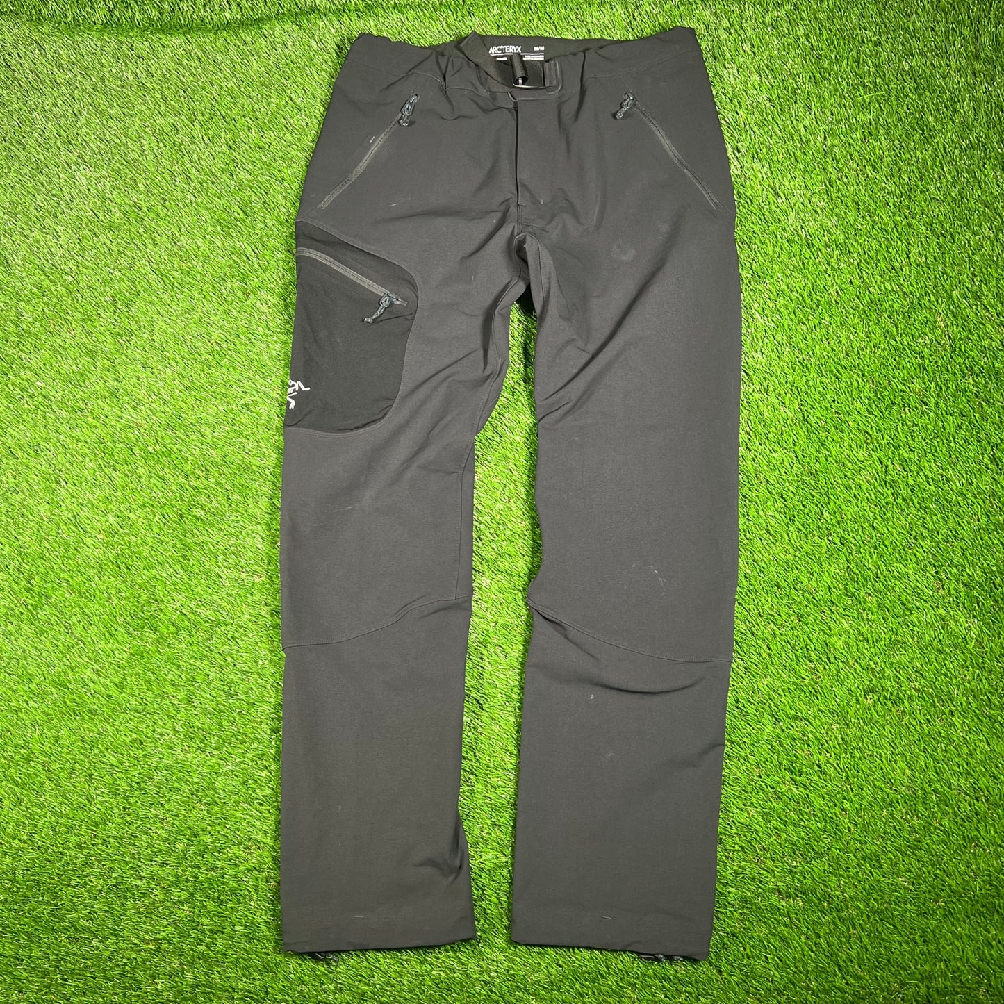 Arcteryx Black Nylon Straight Leg Pants Size Medium USED x15343