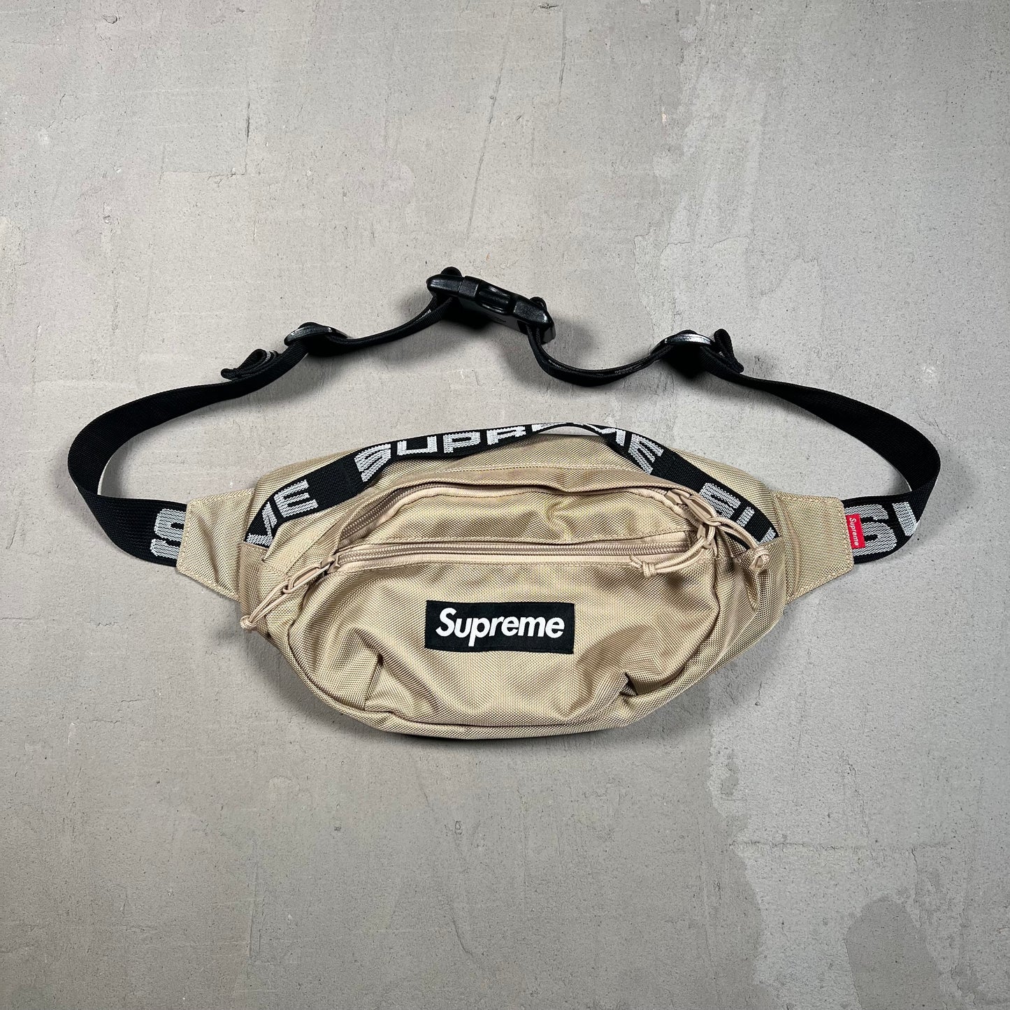 Supreme Waist Bag (2018) Tan USED x17206