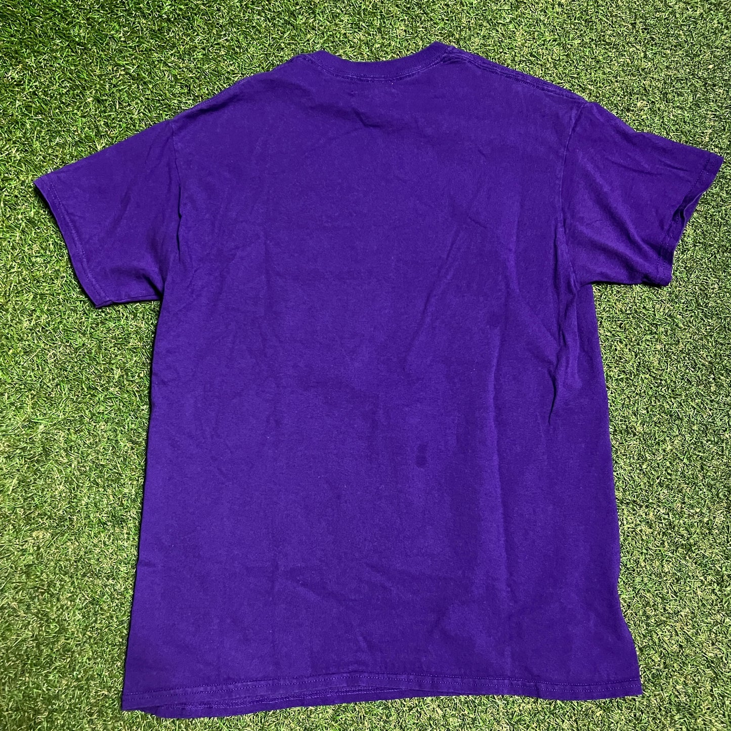 Chinatown Market Magic Johnson Basketball Purple Tee Size Medium USED v16270