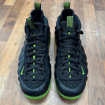 Nike Air Foamposite One Black Volt Size 9 NEW S17244