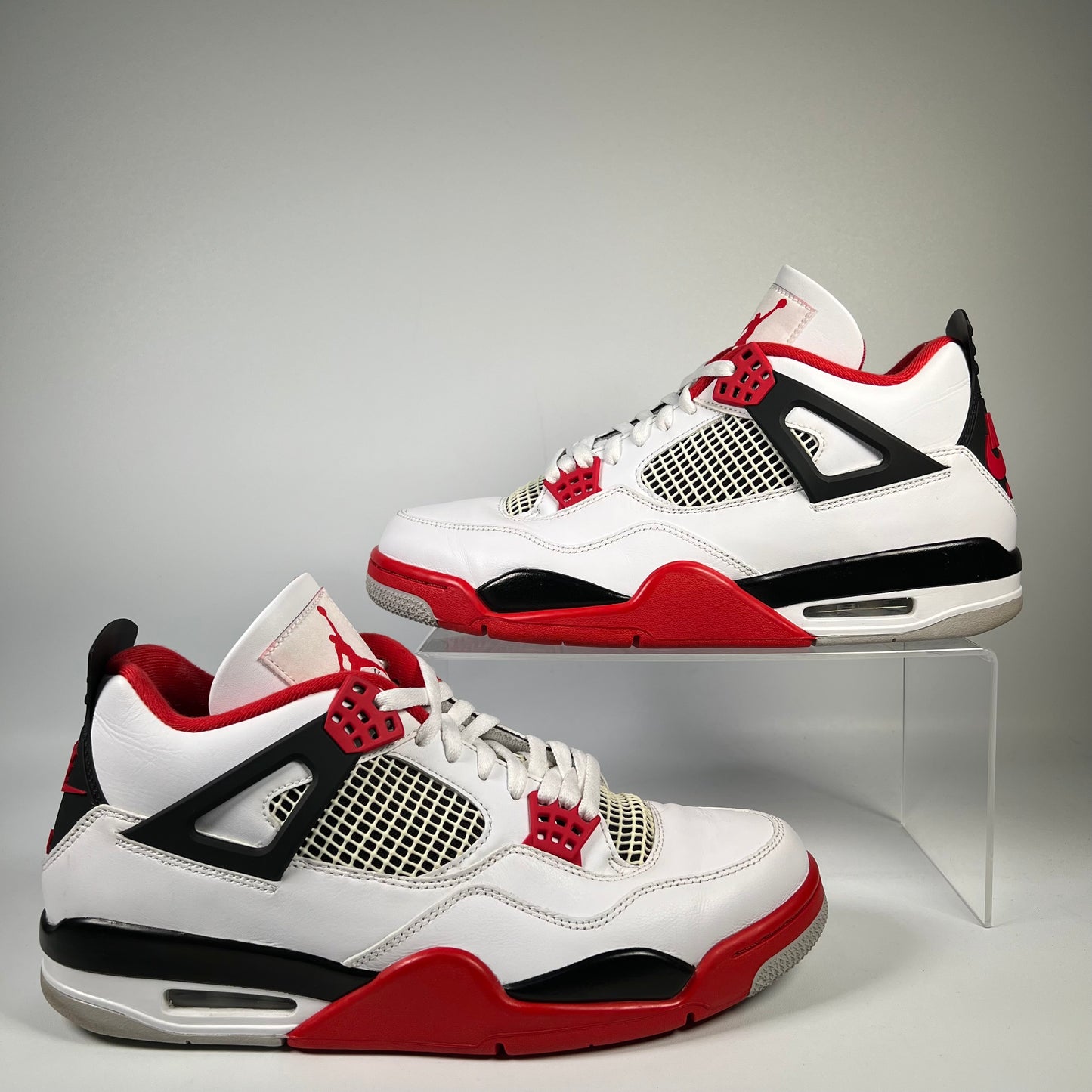 Jordan 4 Fire Red (2020) Size 11.5 USED S19709