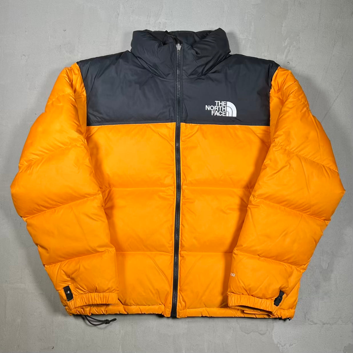 North Face Orange 700 Puffer Size Large USED v20263