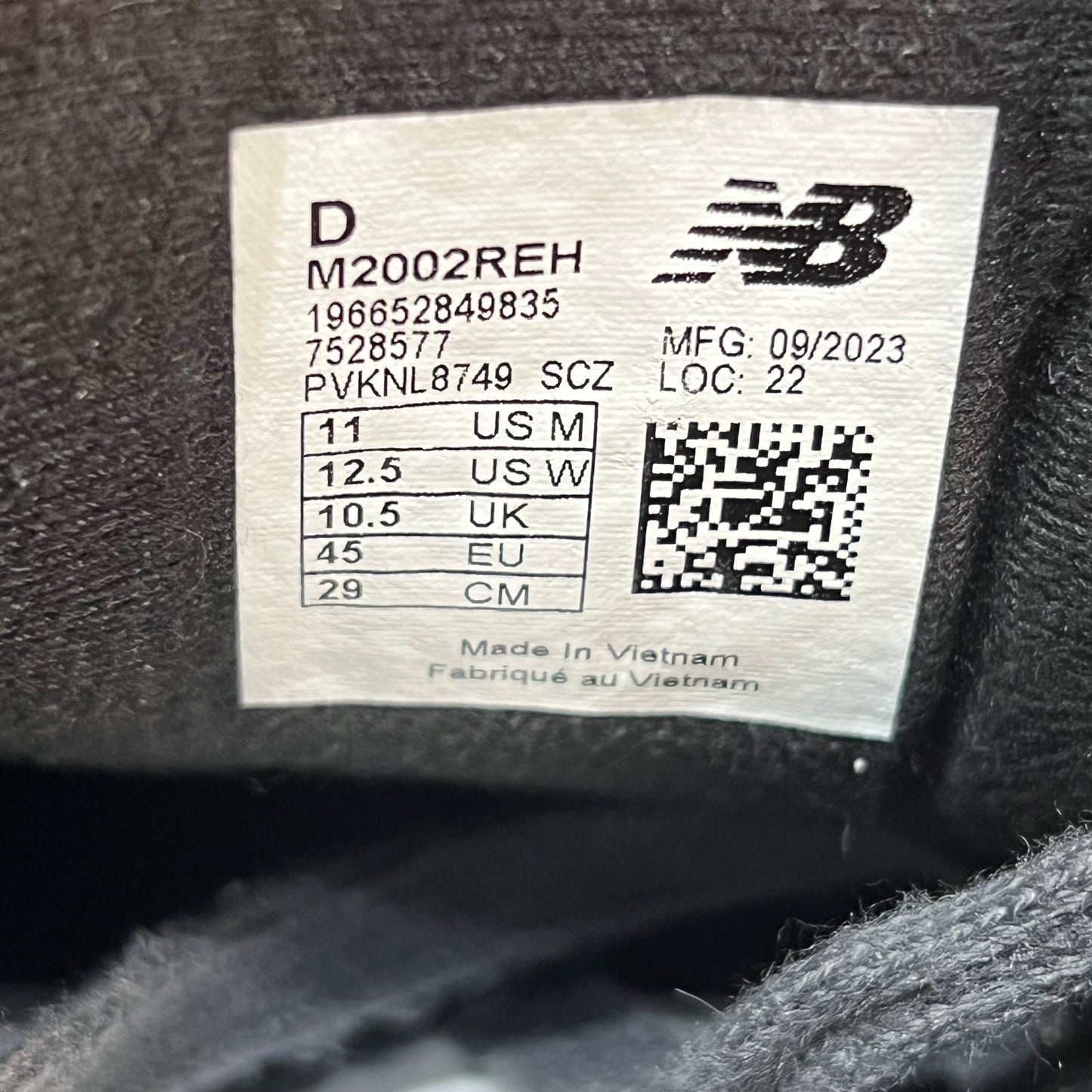 New Balance 2002R Castlerock Black (2023) Size 11 USED s19076