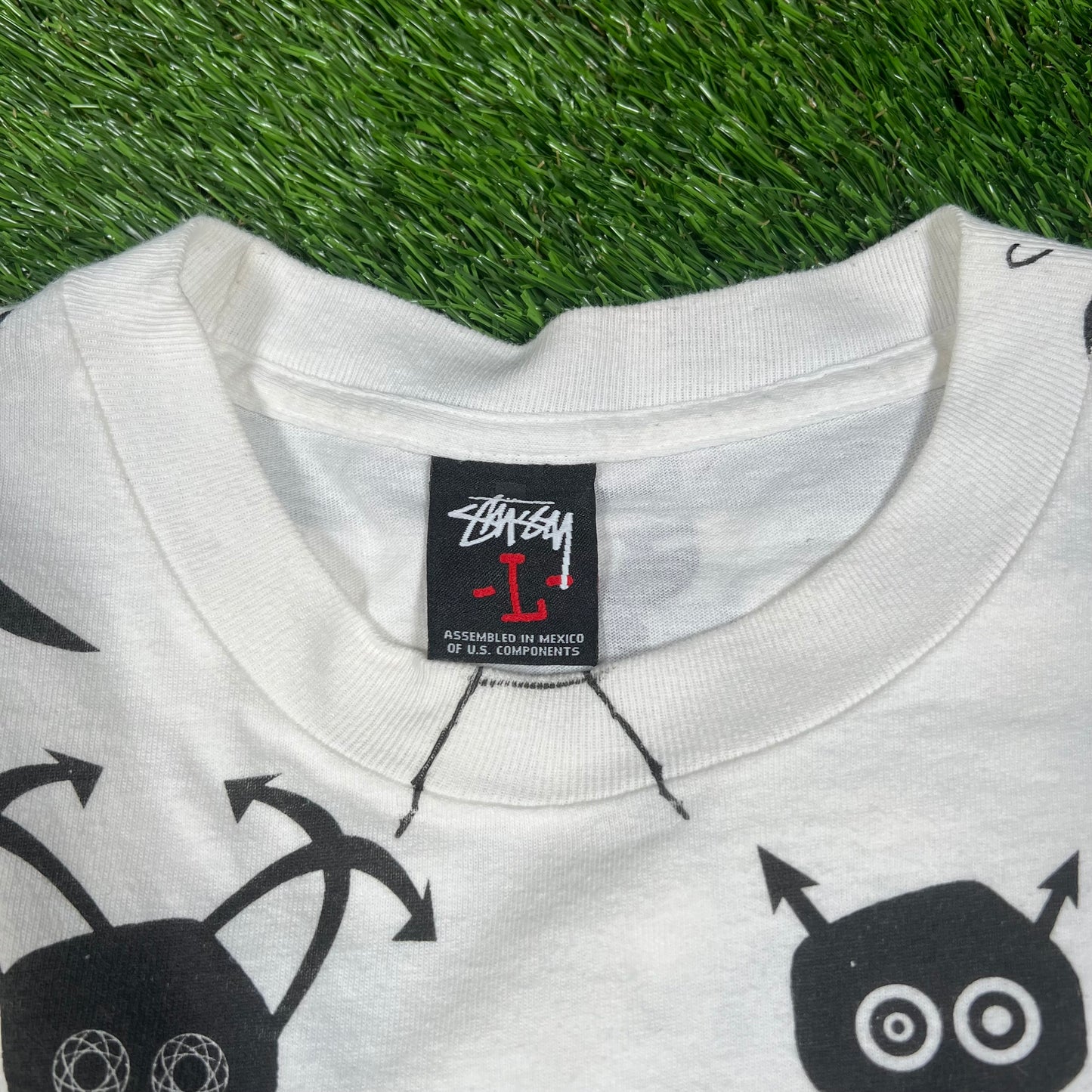 Y2K Stussy Futura Skulls AOP White Tee Size Large USED x14401