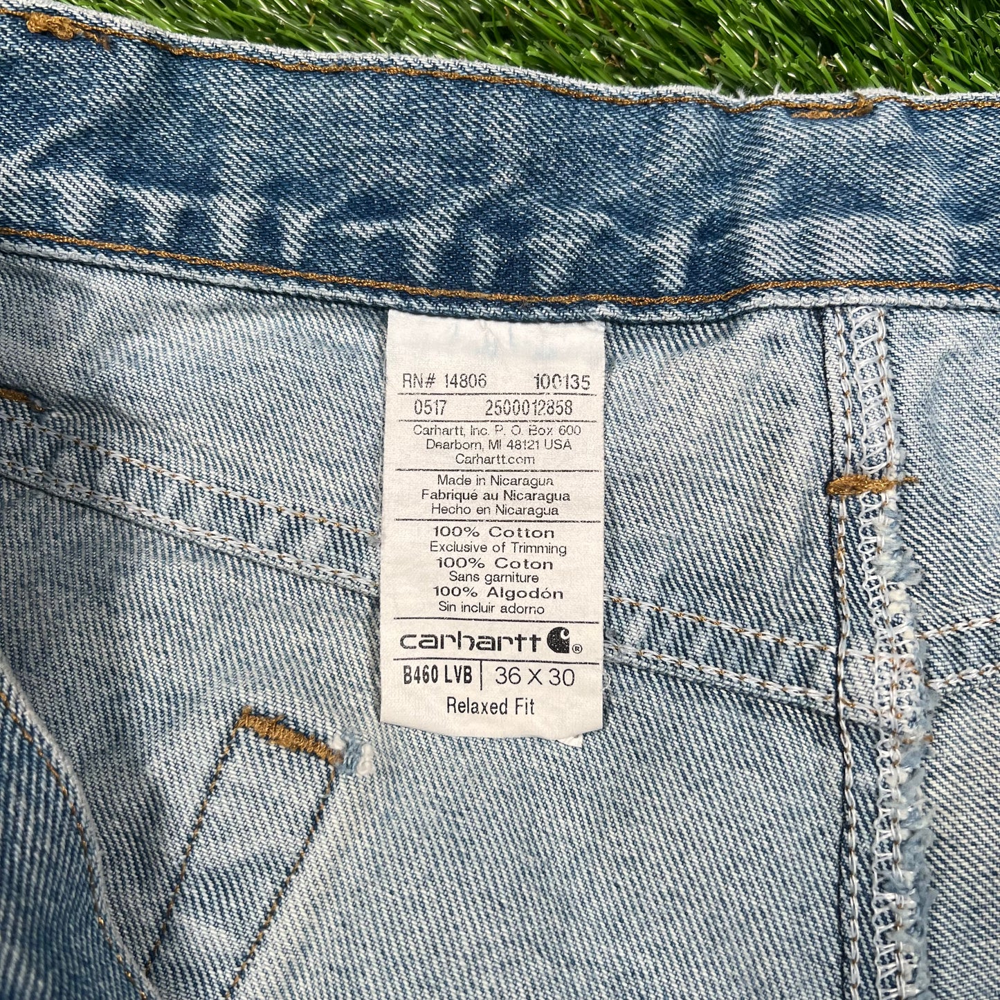 Y2K Carhartt Classic Blue Jeans Size 36x30 USED v17688