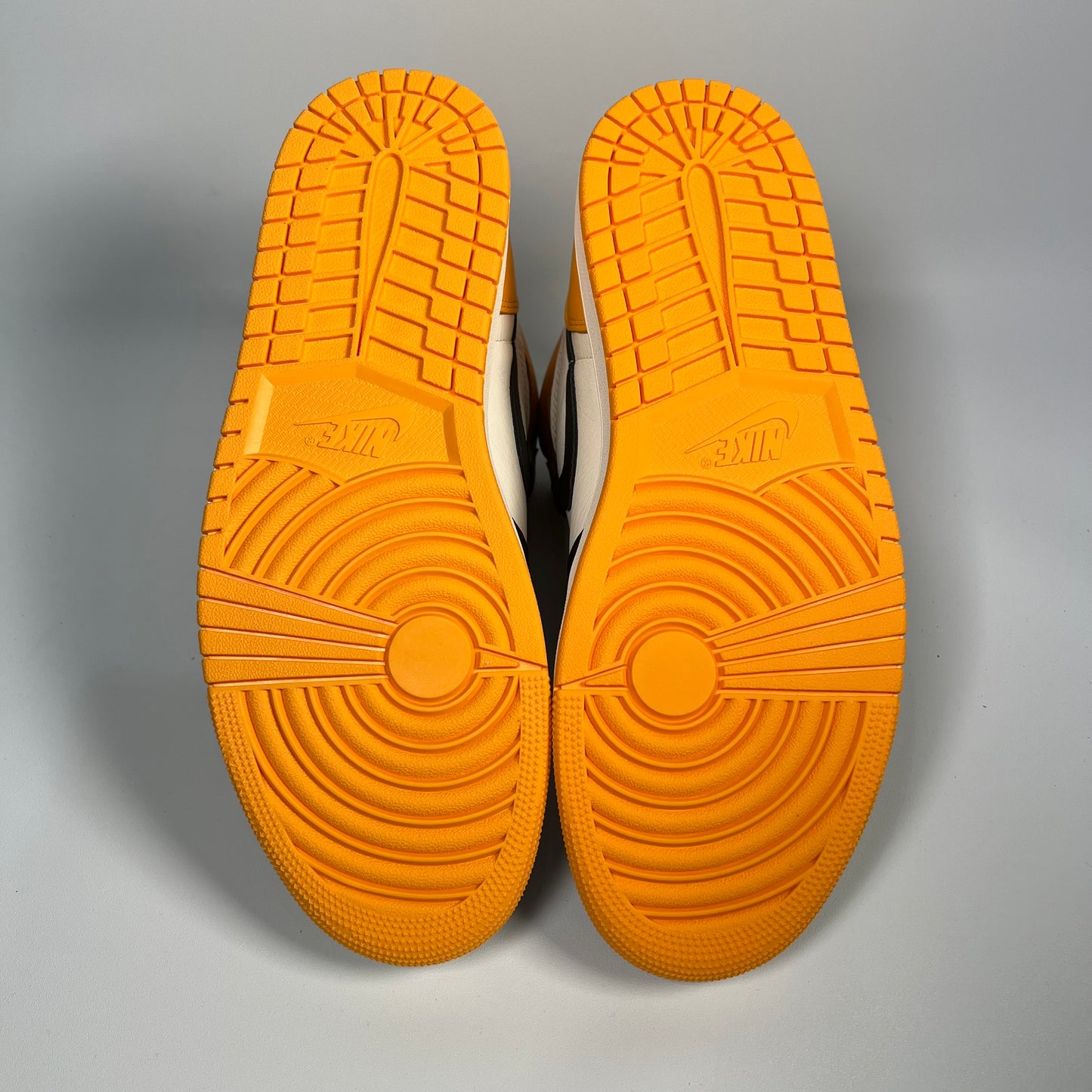 Jordan 1 Taxi 2022 size 12 NEW S17581