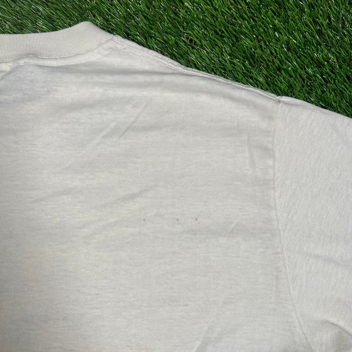 1980s Micky Mouse Walt Disney World White Tee Size Large USED v17696