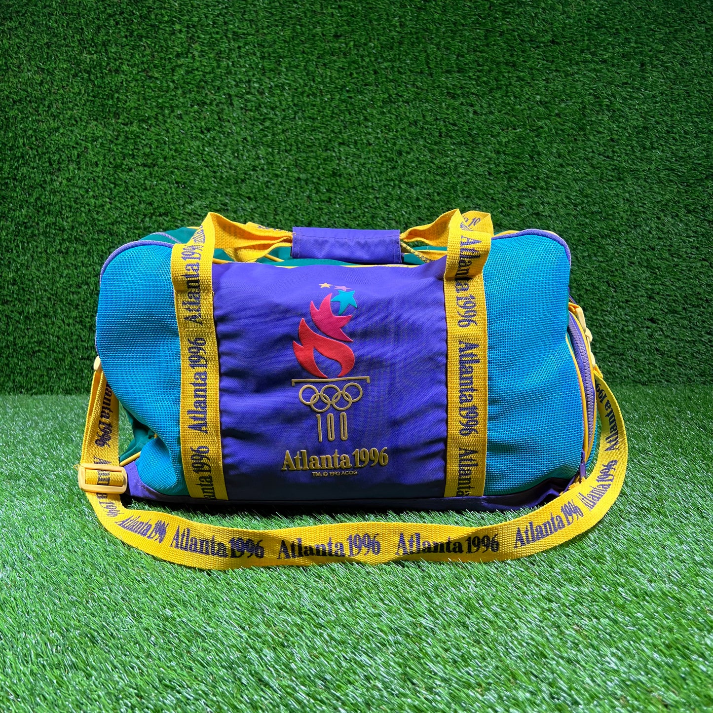 1996 Atlanta Olympic Multi Color Duffle Bag USED v17282
